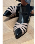 Schwarz
